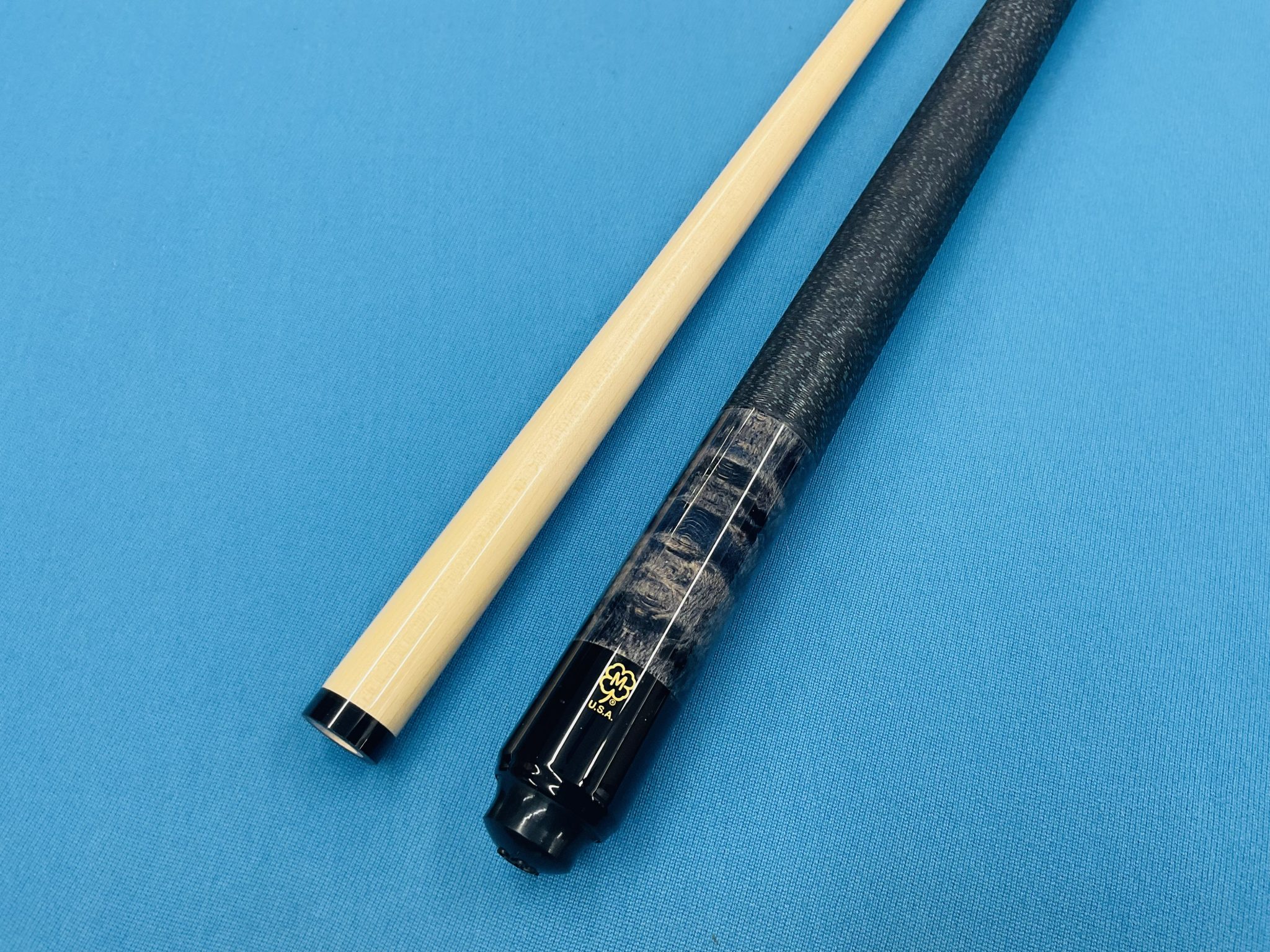 McDERMOTT CUE GS11 WITH BIRDSEYE MAPLE BUTT. - California Billiards ...