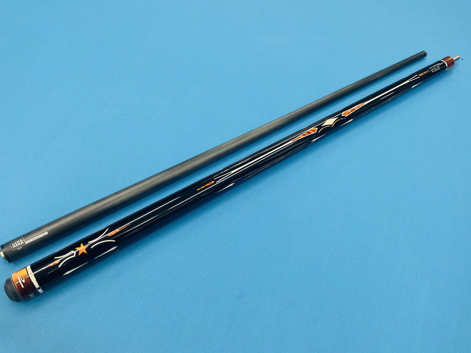 LONGONI CAROM CUE ÉPICA WITH LUNA NERA SHAFT. - California Billiards ...