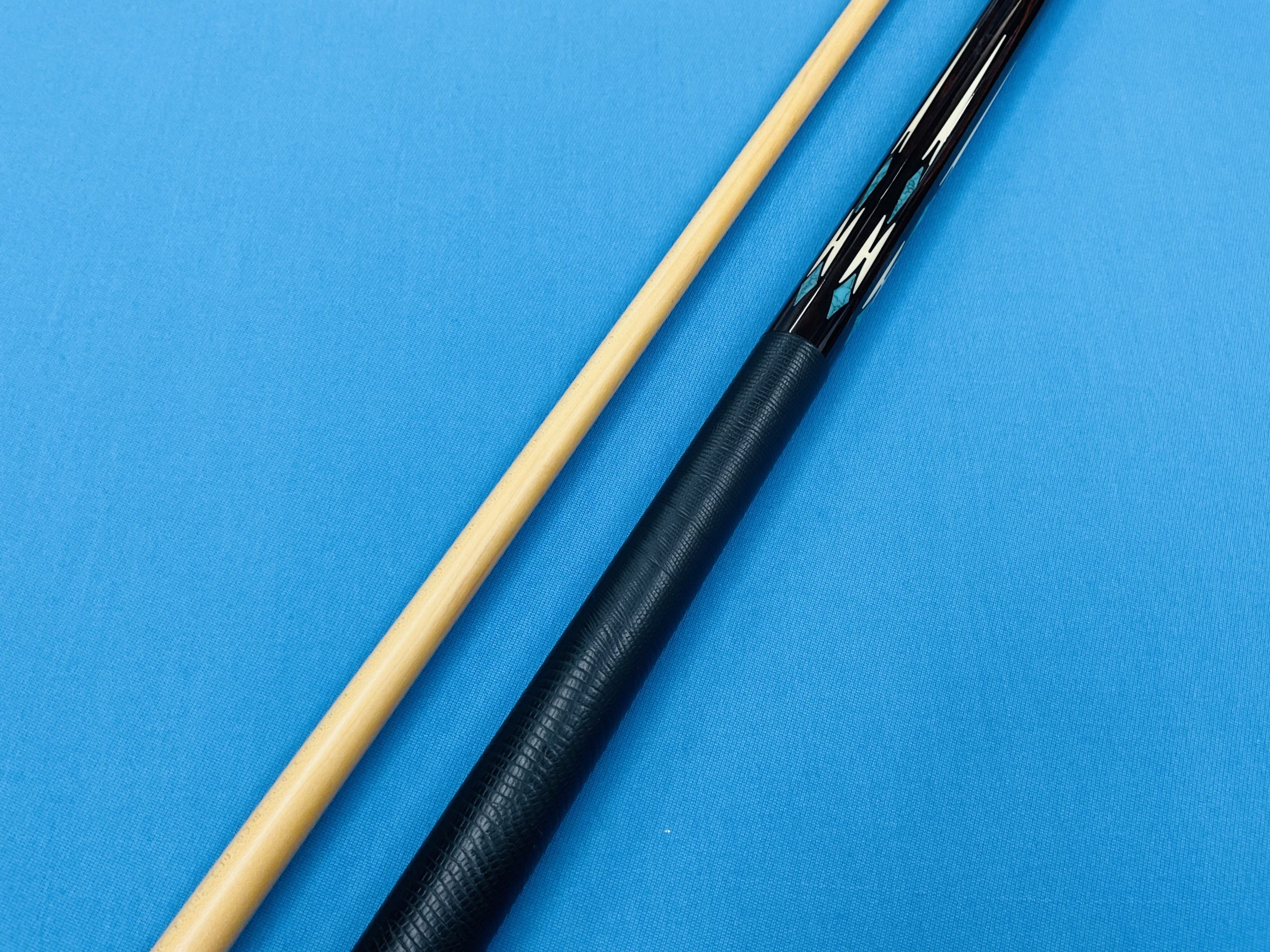 McDERMOTT POOL CUE M39A WITH QUICK RELEASE JOINT & LEATHER WRAP ...