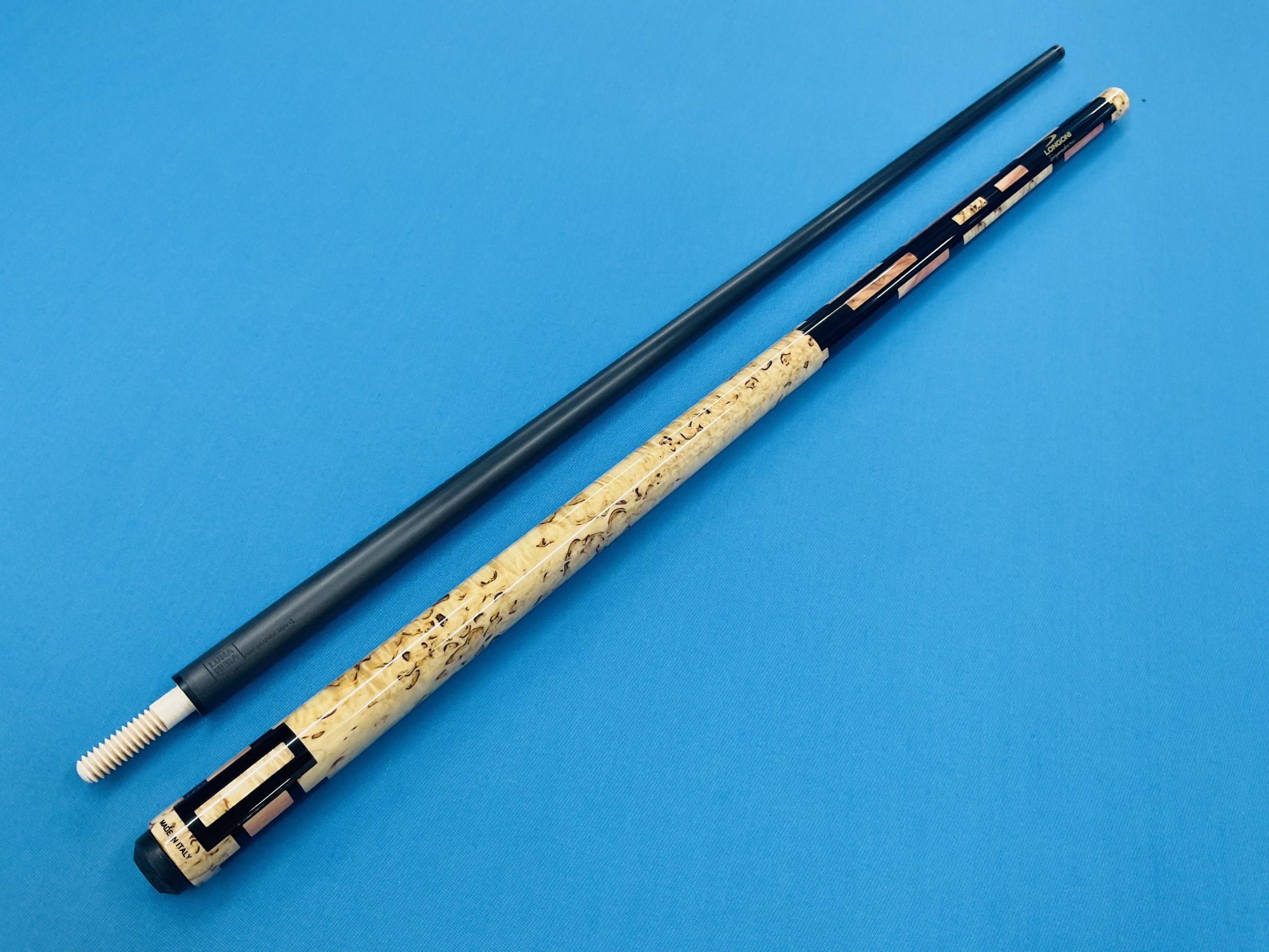 LONGONI CAROM CUE ZANETTI BIRCH WITH ONE LUNA NERA SHAFT 11.8 mm ...